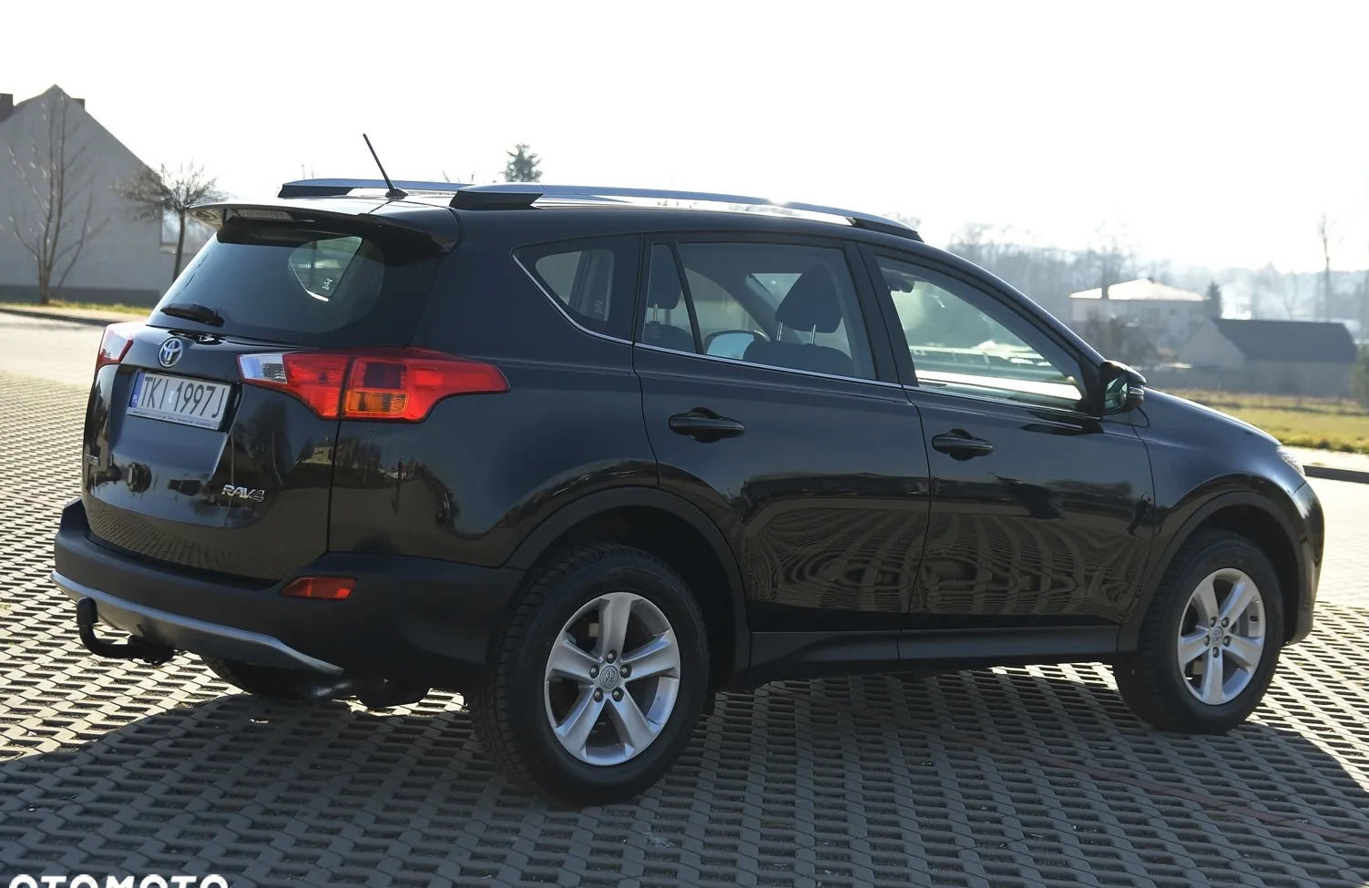 Toyota RAV4 cena 57000 przebieg: 191000, rok produkcji 2013 z Daleszyce małe 667